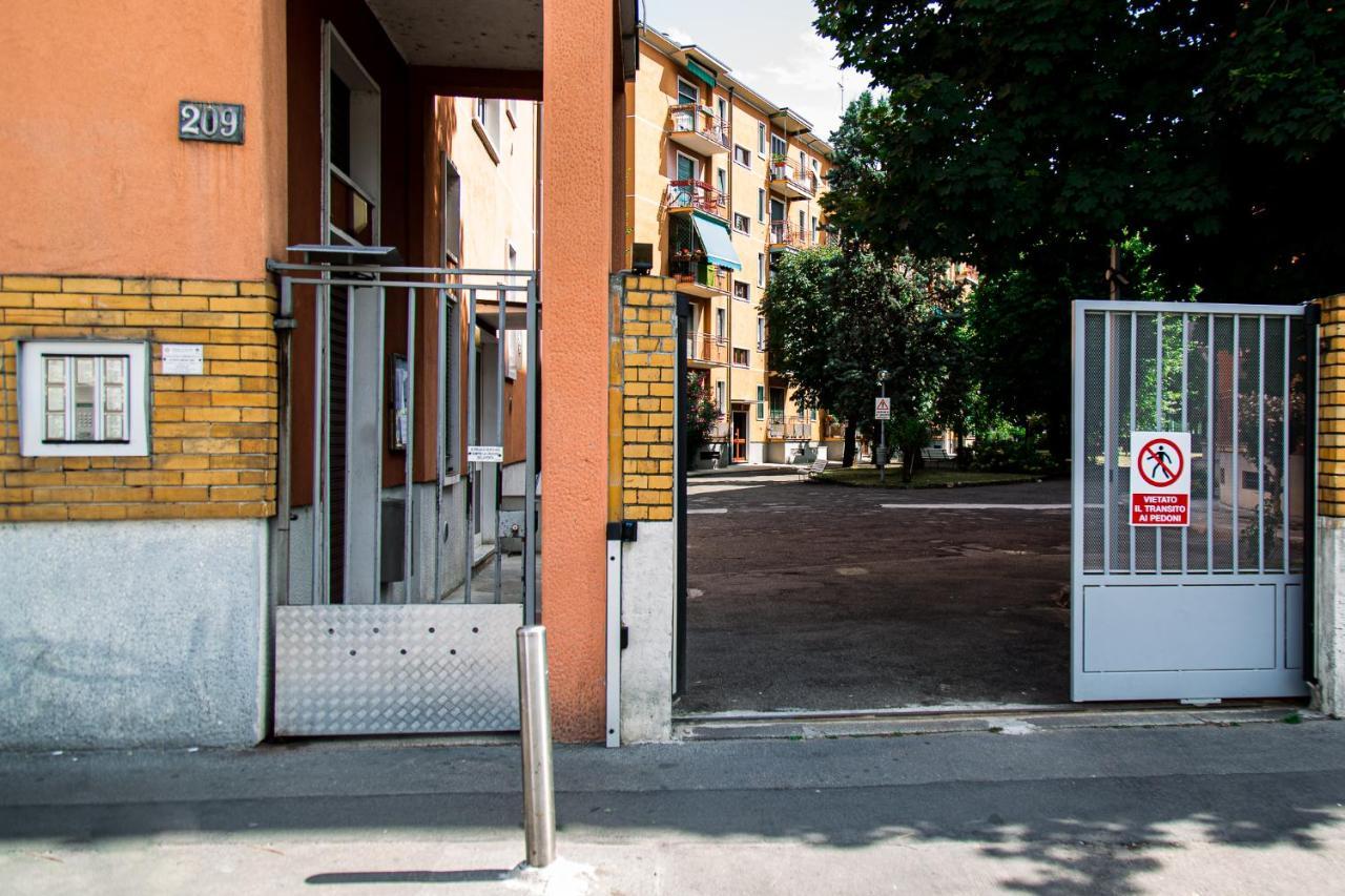 Lorenteggio 209 Milan Extérieur photo